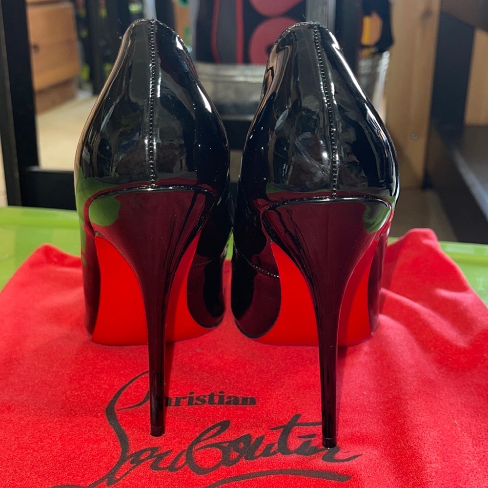 New louboutin patent stiletto red bottom heels